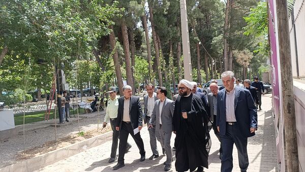 بازدید معاون وزیر گردشگری کشور از نمایشگاه جشنواره تاک پلو خلیل آباد 