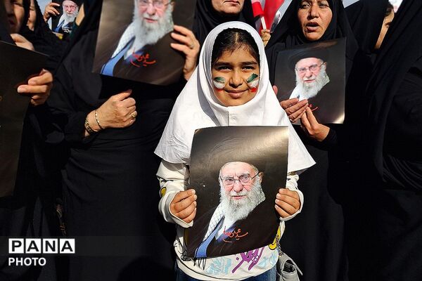 تجمع بزرگ مردمی بیعت با سومین رهبر انقلاب امام آیت‌الله سید مجتبی خامنه‌ای در شهرستان باشت