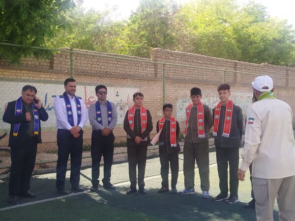بازدید ارزیاب کشوری سازمان دانش‌آموزی در مدارس تمام پیشتاز شهرستان فاروج