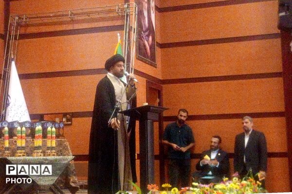 همایش هیات و مداحان محرم در سالن سجادیه بهارستان دو