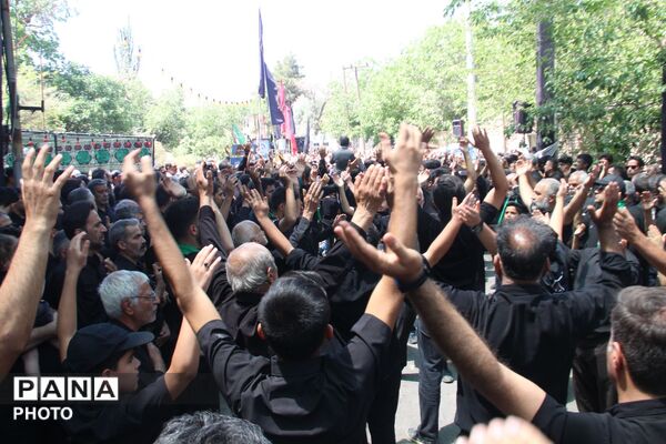 عزاداری ظهر عاشوراحسینی در ده بالا یزد
