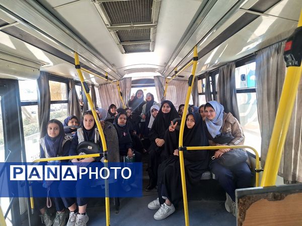 سفر کهکشانی و جشن علم، هیجان و کشف در اردوی علمی فردوسی مشهد