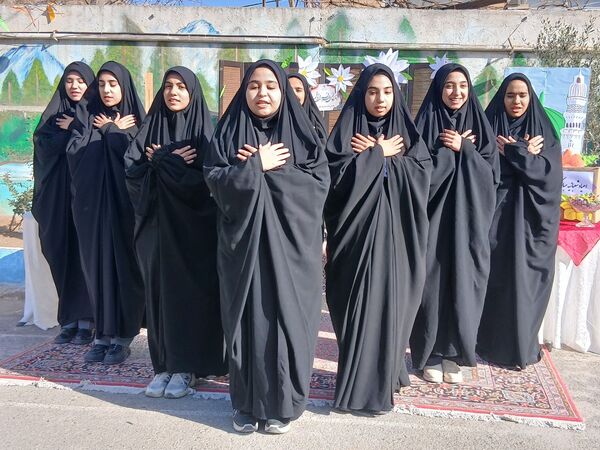 جشن اعیاد شعبانیه در هنرستان تلاش