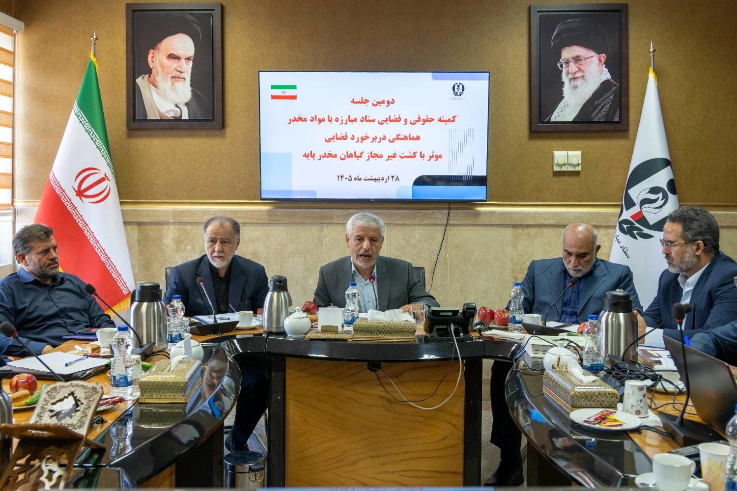 ضرورت برخورد قاطع با کشت غیرمجاز گیاهان مخدرپایه