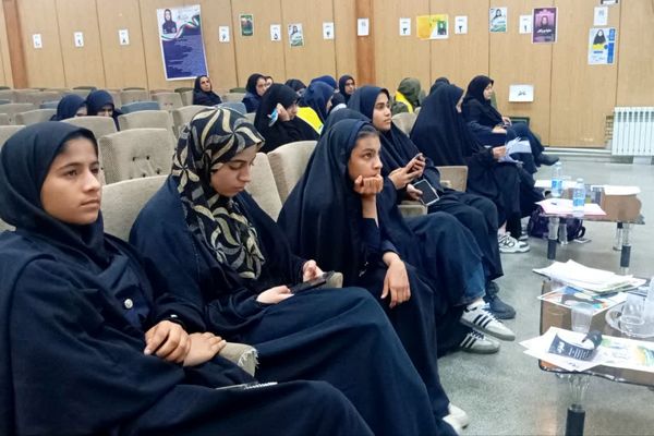 انتخابات شورای دانش آموزی دختران کرمان