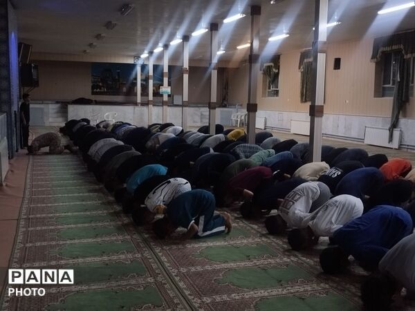 سفر به سوی نور؛ تجدید میثاق در پناه معصومین در اردوگاه شهید رجایی