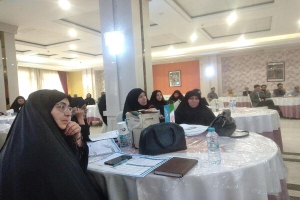 دوره و کارگاه تعاملی مربی، راهبر نسل جدید در مشهد
