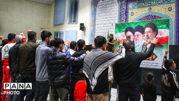 شهرستان مارگون صف بسته به خون خواهی رهبر شهید