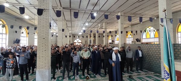 مردم حاجی‌‌‌آباد در جواب اسرائیل پای در خیابان‌ها نهادند
