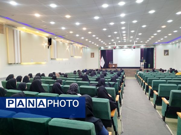 جلسه توجیهی طرح کارورزی دانشجویان دانشگاه‌های پیام نور و آزادی اسلامی شهرستان کاشمر 