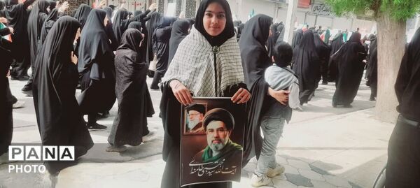 برگزاری پرشور راهپیمایی روز قدس در لارستان 