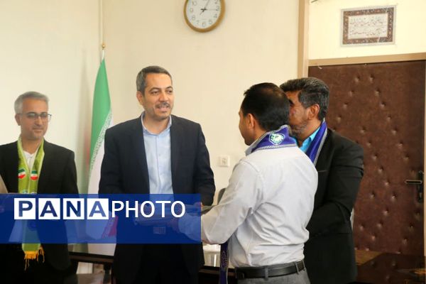 تجلیل از دانش‌آموز خبرنگاران پانا