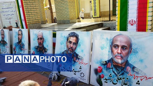 نماز جمعه در جوار شهدای بهشت فضل نیشابور 