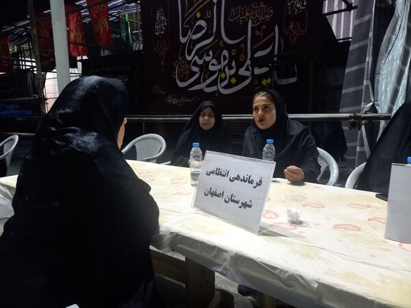 برپایی موکب خدمت در گلستان شهدای اصفهان با حضور فرماندار اصفهان 