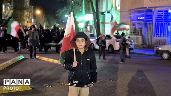 تصویرِ  وفاداری دهه نودی‌ها