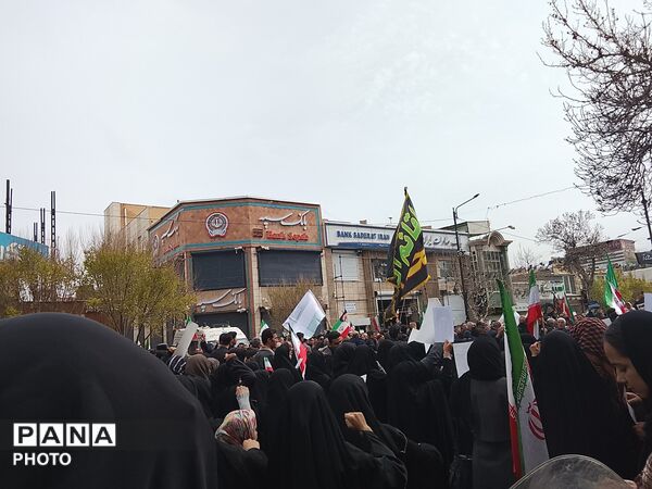  راهپیمایی روز قدس باحضور پرشور مردم نیشابور