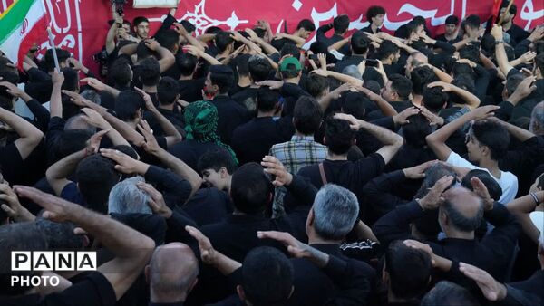 اجتماع بزرگ و مردمی مراسم عزاداری عصر عاشورای حسینی «یوم الحسین علیه السلام»