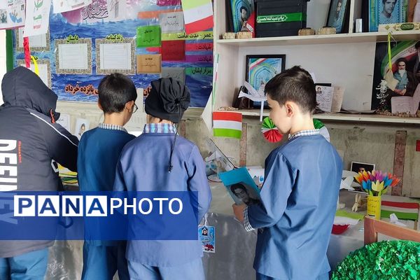 گرامیداشت دهه مبارک فجر در ناحیه دو شهرری