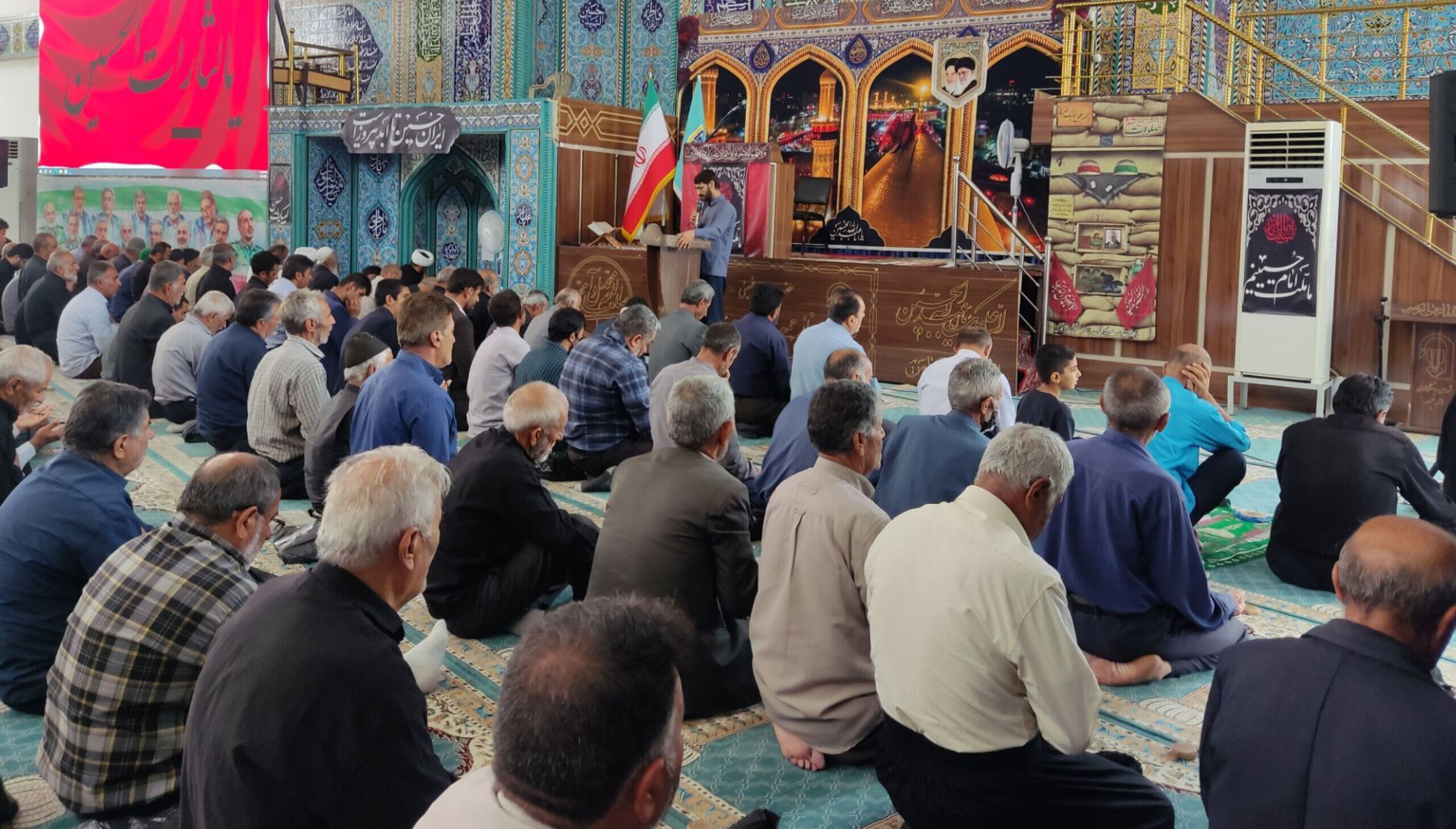 نماز جمعه ضمن تقویت معنویت نقش مهمی در آگاهی بخشی نسبت به مسائل روز کشور و جهان ایفا می‌کند
