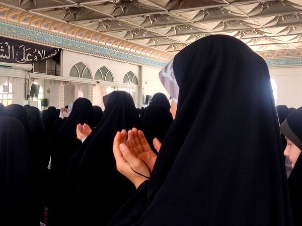 نماز جمعه؛ خواستگاه عبادت و سنگر علم و سیاست 