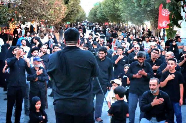 آیین سنتی عزاداری «چهارپایه خوانی» در قم