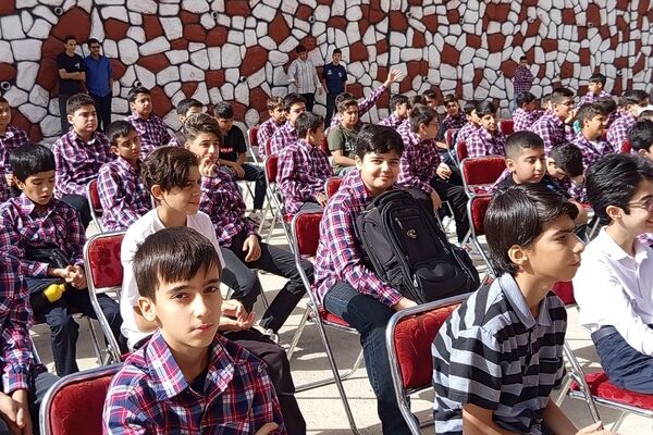 «جشن جوانه‌ها» ویژه دانش آموزان پایه هفتم در مدرسه دانشمند شهرستان پردیس