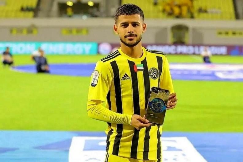 مهدی قایدی بهترین بازیکن لیگ امارات شد + عکس