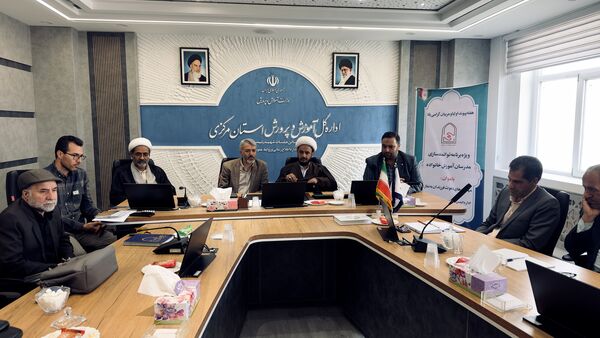 برگزاری اولین دوره‌ی توانمندسازی ‌مدرسان آموزش‌خانواده استان مرکزی با موضوع مهارت‌های دعوت فرزندان به نماز