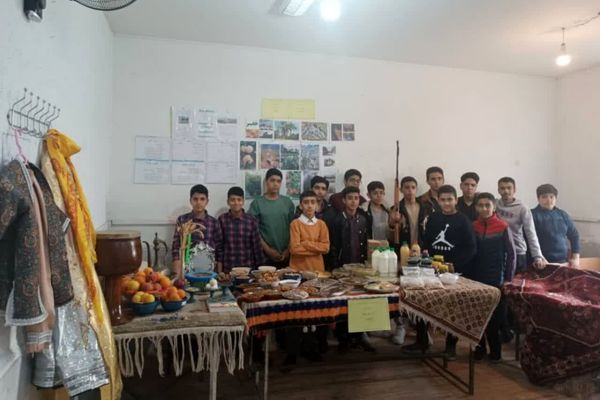 جشنواره آداب و رسوم و غذاهای سنتی شهرستان‌های فارس