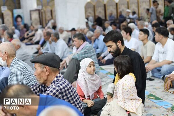 از صفوف نماز تا قاب دوربین؛ گزارش تصویری نمازجمعه باقرشهر و کهریزک 