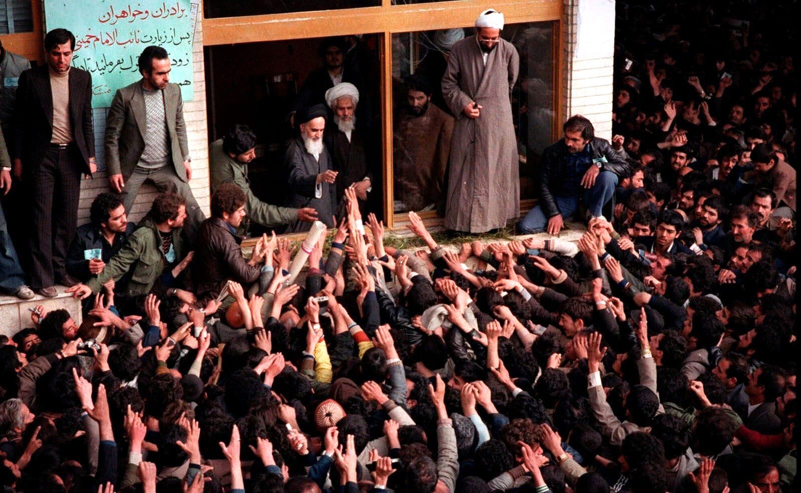 قیام خونین ۱۵ خرداد، نماد اتحاد و استقلال‌طلبی ملت غیور ایران است
