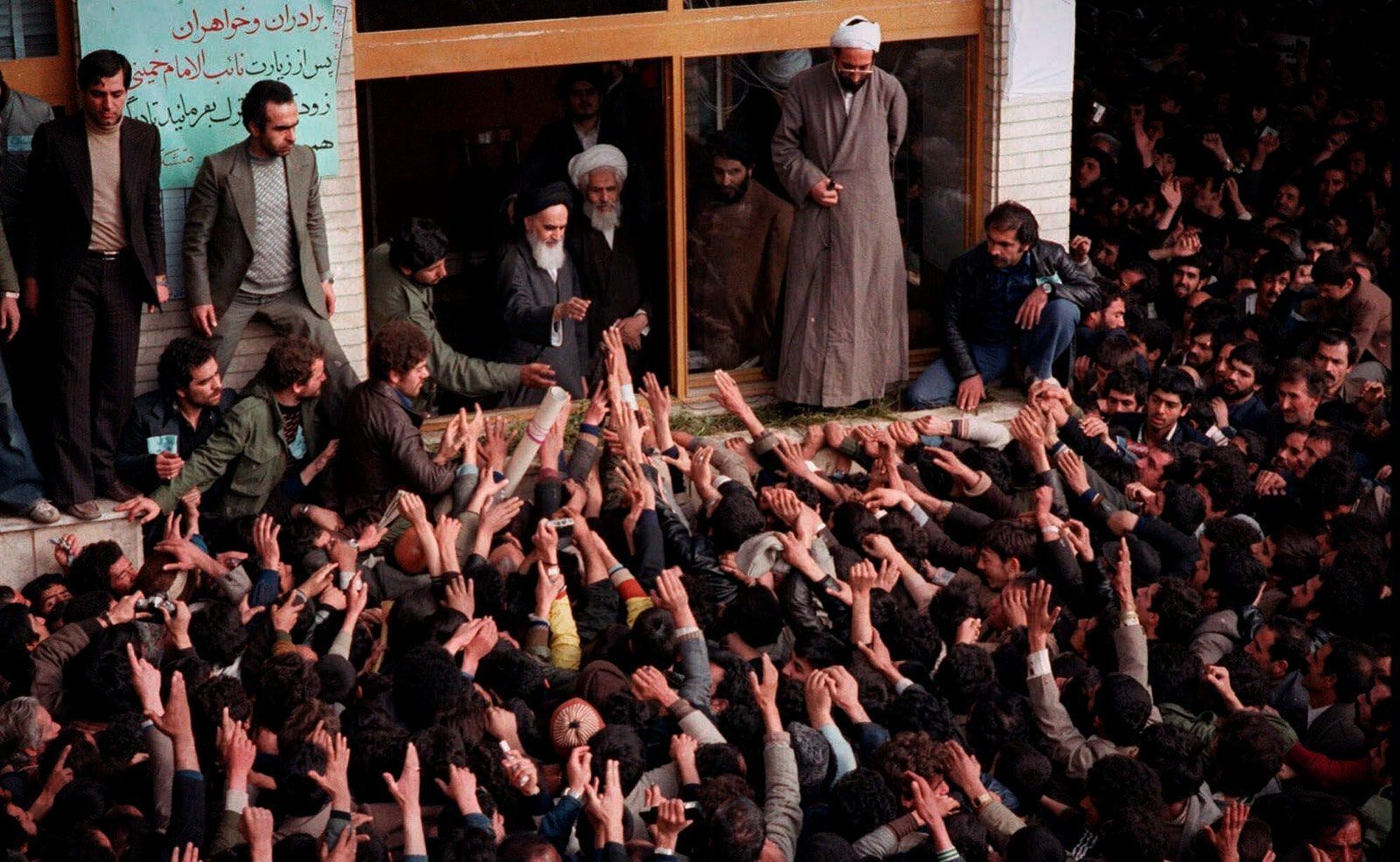 قیام خونین ۱۵ خرداد، نماد اتحاد و استقلال‌طلبی ملت غیور ایران است