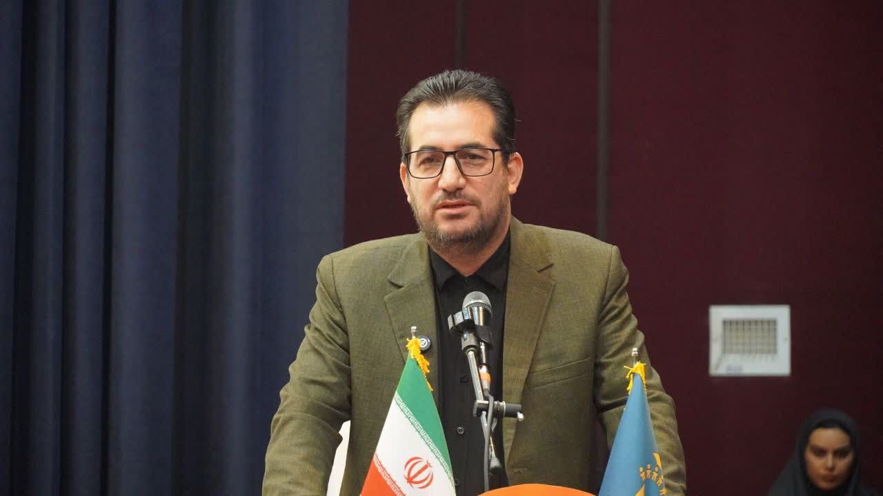تکریم معلم، وظیفه همگانی است