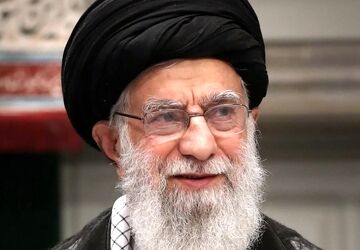 اسلامی: ثمره خون مطهر رهبر انقلاب برگ زرین دیگری در تاریخ اسلام رقم خواهد زد