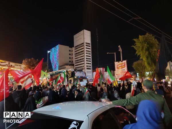 صد شب ایستادگی در راه ولایت 