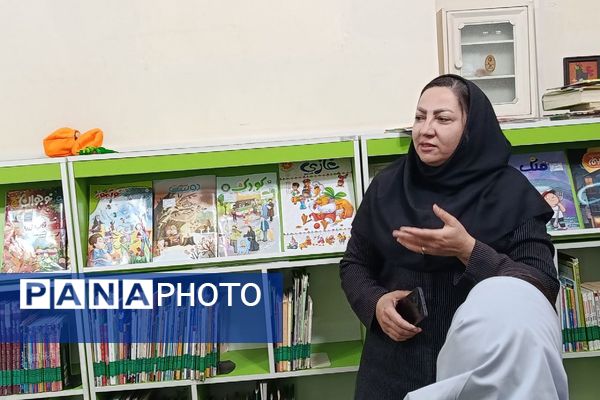  بازدید هدفمند دانش‌آموزان ورامینی از کتابخانه عمومی