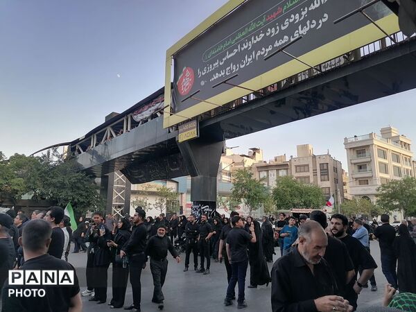 عزاداری عاشورای حسینی در بلوار هاشمیه مشهد