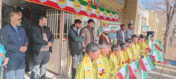 طنین زنگ انقلاب در مدرسهٔ شهید صادقی باخرز