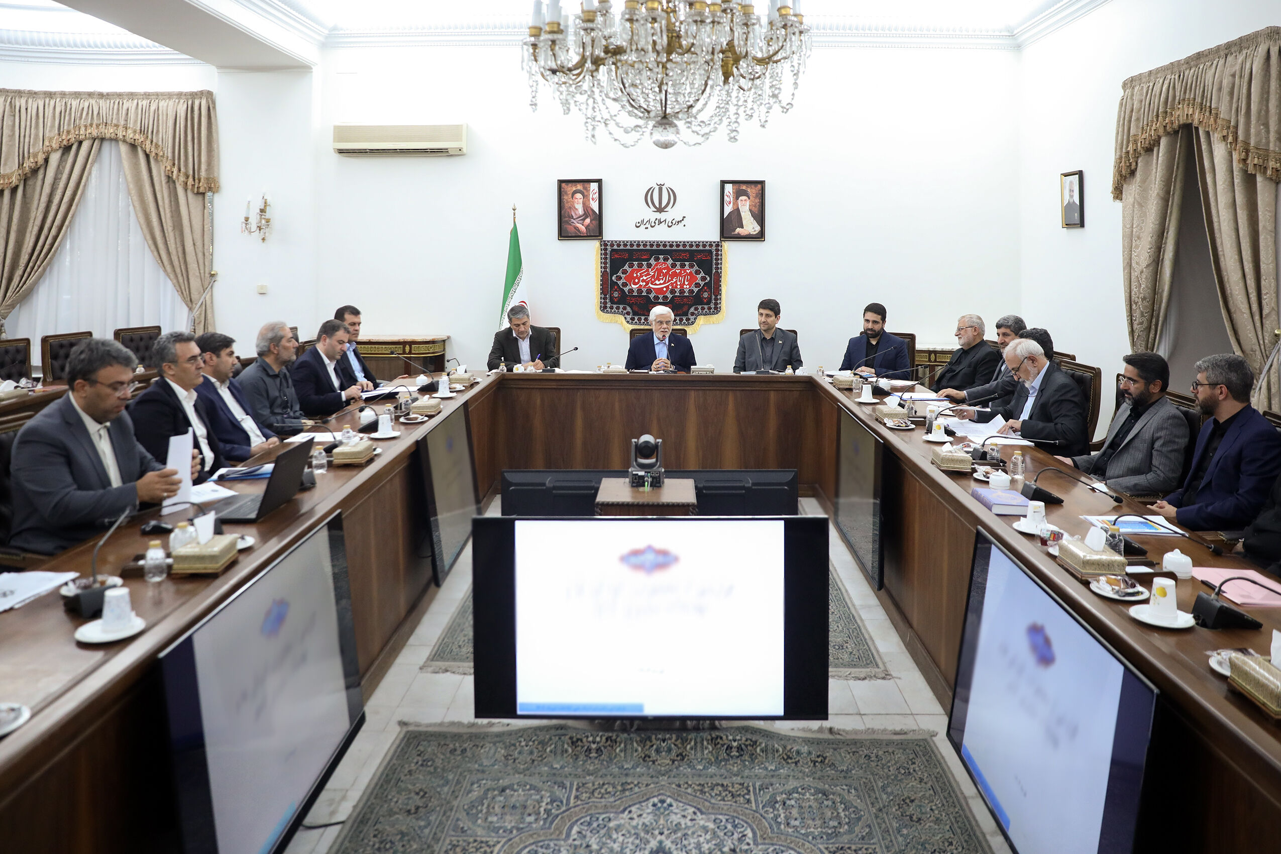 سکوهای داخلی ارتباطی باید تقویت شوند