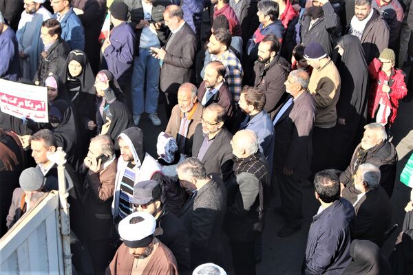 جلوه‌های حضور نوجوانان در راهپیمایی 22 دی مردم قم