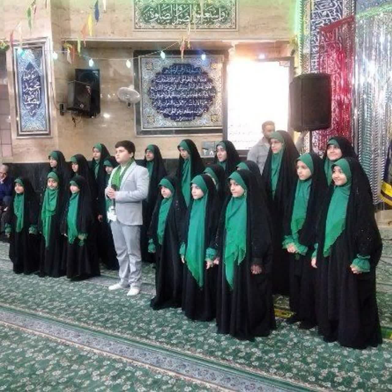 سرود یکی از راه‌های آشنا شدن با مسائل و مفاهیم دینی  است