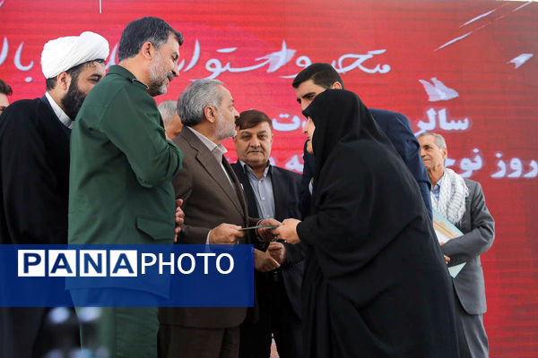 آیین گرامیداشت شهیدحسین فهمیده