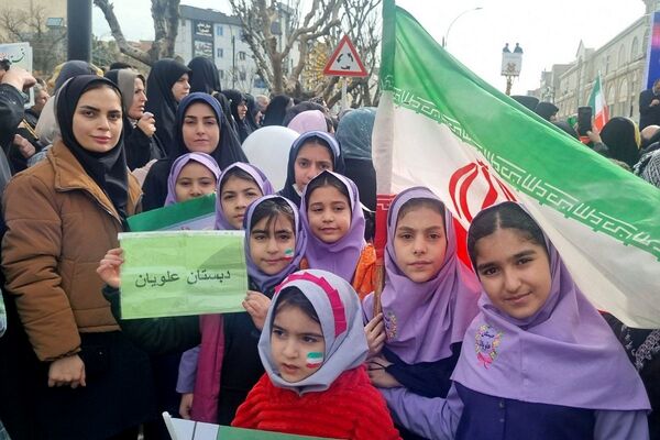 راهپیمایی ۲۲ بهمن، آینه تمام‌نمای همبستگی ملی