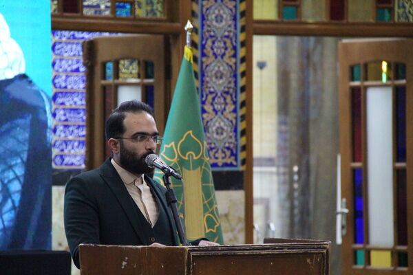 گرامیداشت حماسه ۹ دی در مسجد حظیره یزد