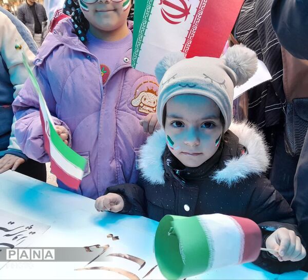 حضور پُررنگ هنرمندان در راهپیمایی روز جهانی قدس