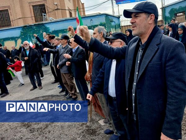 اسلامشهر در مسیر انقلاب؛ حماسه‌ای دیگر در ۲۲ بهمن رقم خورد