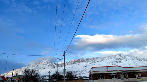 بارش اولین برف پاییزی در روستای نورآباد شازند