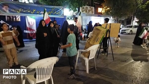 موکب جبهه فرهنگیان نیشابور در هشتاد و نهمین شب از اجتماعات مردمی 