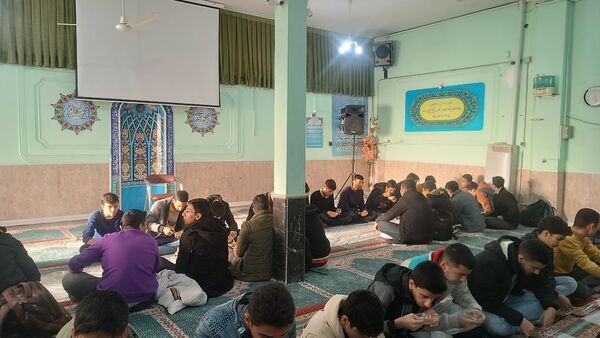 برگزاری زیارت عاشورا در دبیرستان شاهد ابوذر غفاری نیشابور در  اولین هفته  آذر ماه 