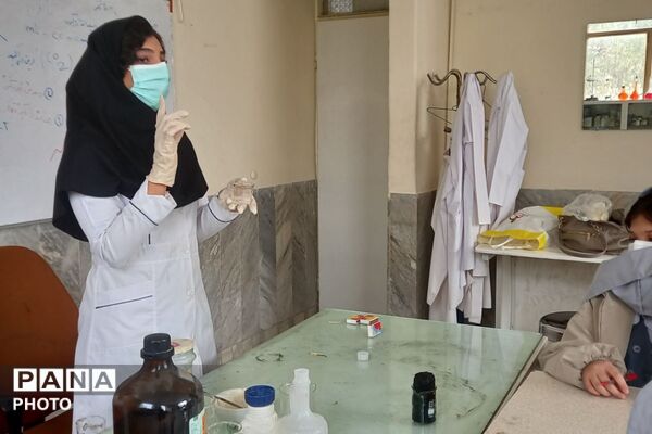 آشنایی دانش‌آموزان با دنیای علم در پژوهش‌سرای فرهنگ